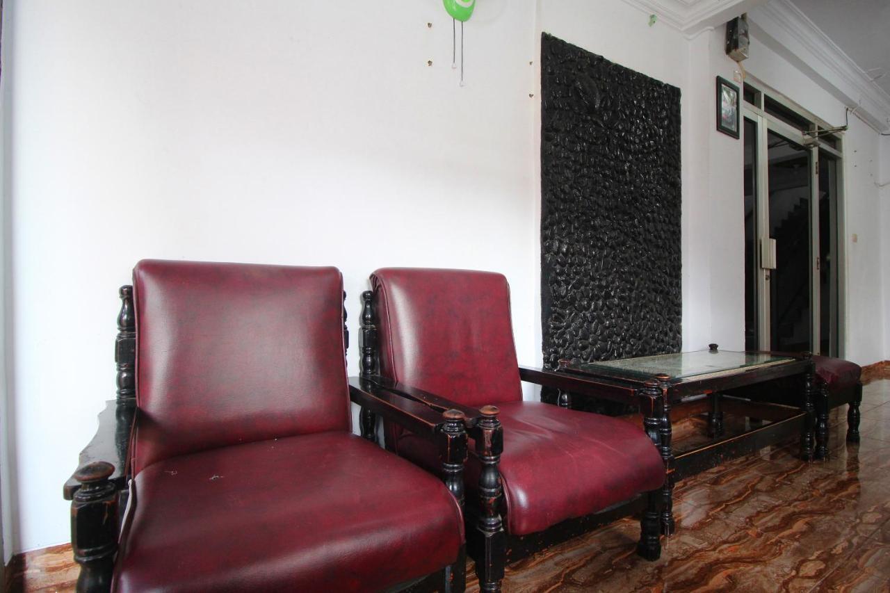 Oyo 2176 Amanah Syariah Residence Bandar Lampung Eksteriør bilde